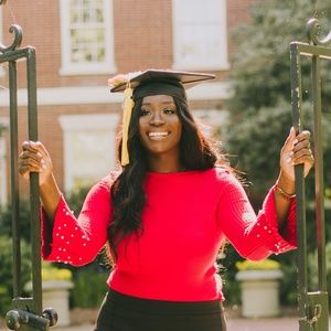Meet your Posher, Roseline